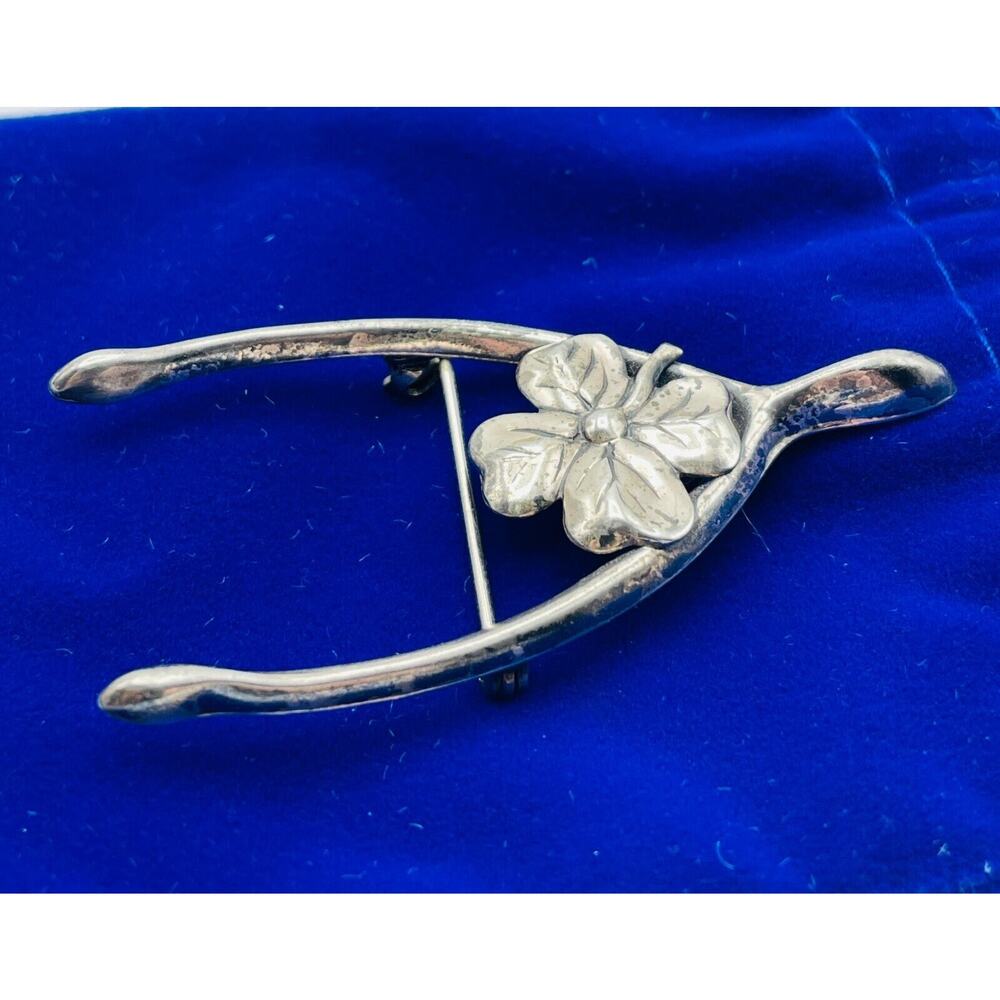 Vintage Sterling Silver Wishbone Brooch 4 Leaf Clover Repousse Pin Good Luck - Picture 5 of 8